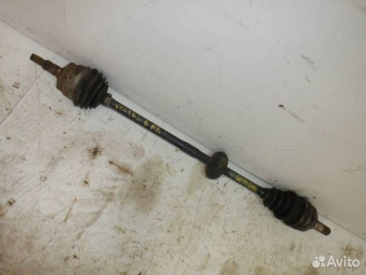 Привод передний правый