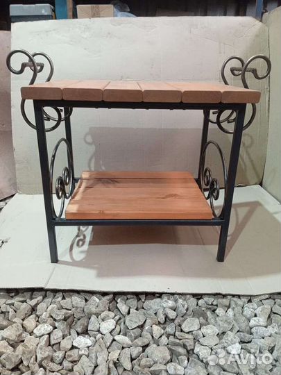 Примангальный столик