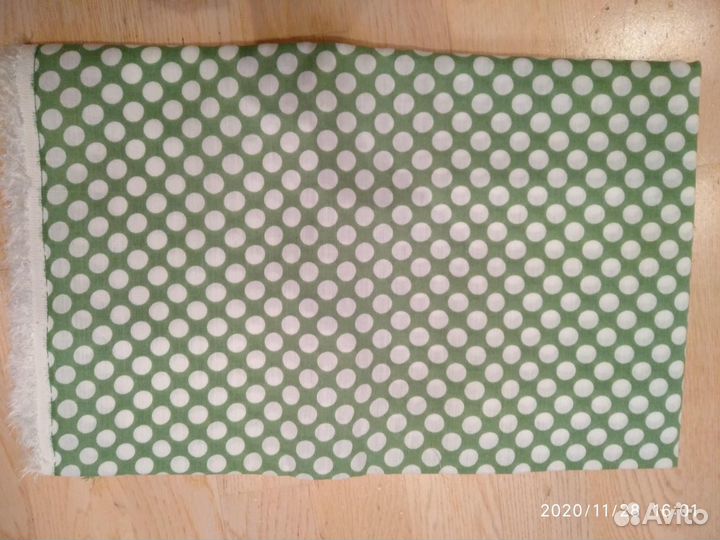 Отрез сатин хлопок зеленый в белый горох СССР