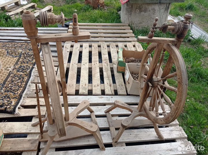 Прялка деревянная