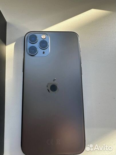 iPhone 11 Pro, 256 ГБ