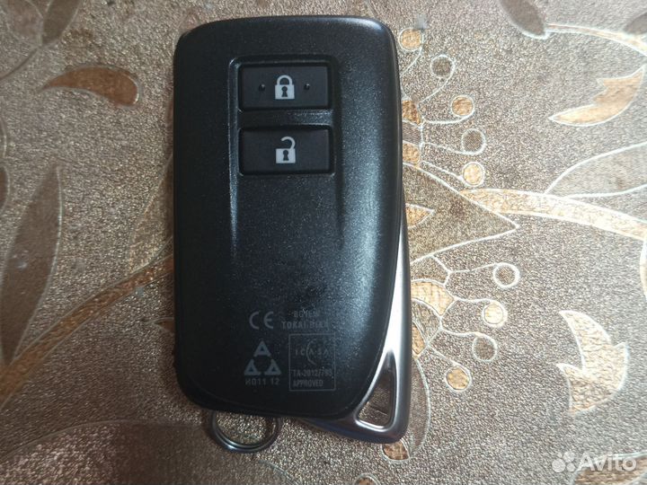 Ключ lexus