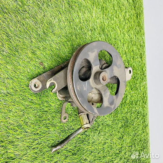 Насос гидроусилителя Toyota 1NZ тойота