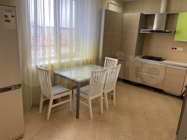 2-к. квартира, 88 м², 7/7 эт.