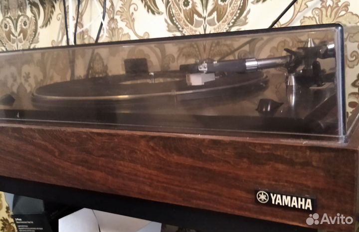 Проигрыватель винила yamaha yp-700