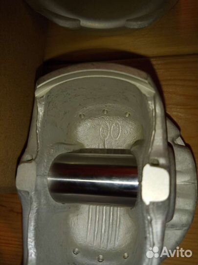 Поршни 1,4 G4LC 2304103AA2 стд и +0,25