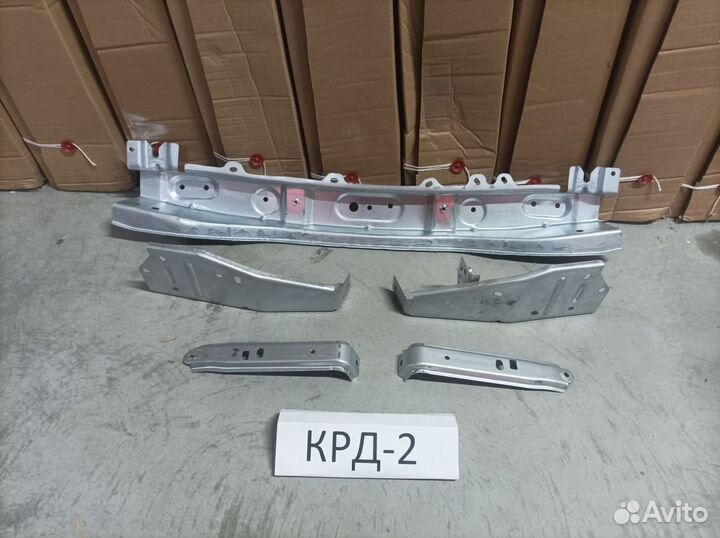 Усилитель бампера Mitsubishi Outlander 3 2012