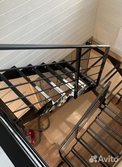 Изготовление металлоконструкций, лестниц