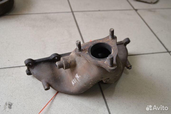 Выпускной коллектор Kia Shuma