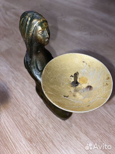 Подсвечник «девушка»