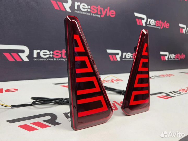 Фонари в задний бампер Toyota Voxy 80 Led K2507