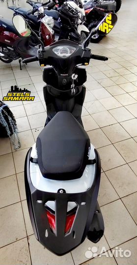 Скутер Vento City