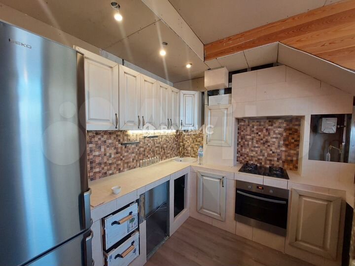 2-к. квартира, 64 м², 5/5 эт.