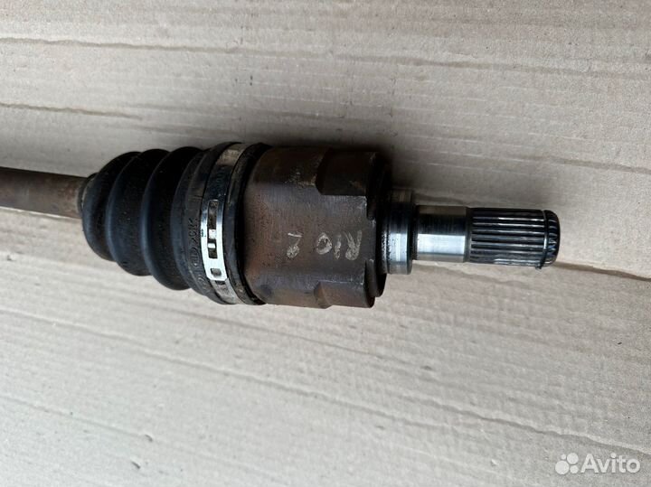 Привод передний правый Kia Rio 2 G4EE