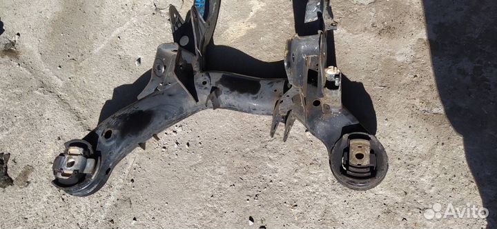 Балка задняя задняя Mercedes Gl450 M273.923 2006