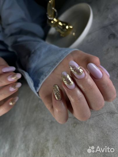 Маникюр в самом центре Адлера