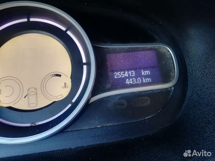 Дымит K9k834 двигатель Renault megane 3