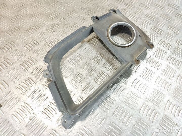 Рамка фары противотуманной Mitsubishi Lancer 10