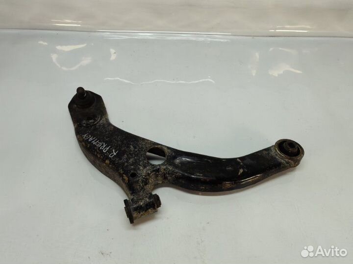 Рычаг подвески нижний передний правый Mazda