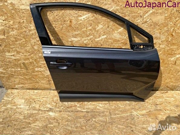 Тойота С-хр Передняя дверь правая