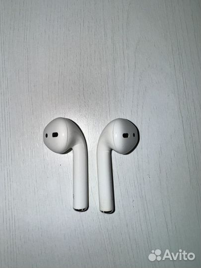 Наушники Apple Airpods