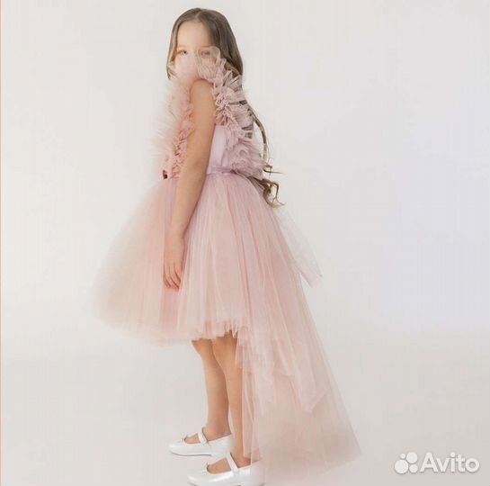 Нарядное платье