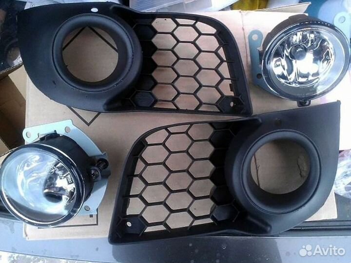 Противотуманная Птф фара левая Митсубиси Лансер 10