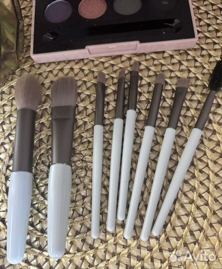 Кисти для макияжа