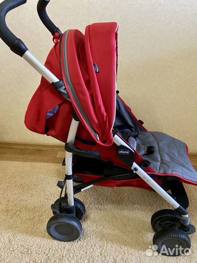 Прогулочная коляска chicco