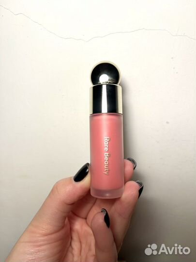 Косметика Charlitte Tilbury, Chanel, Rare beauty