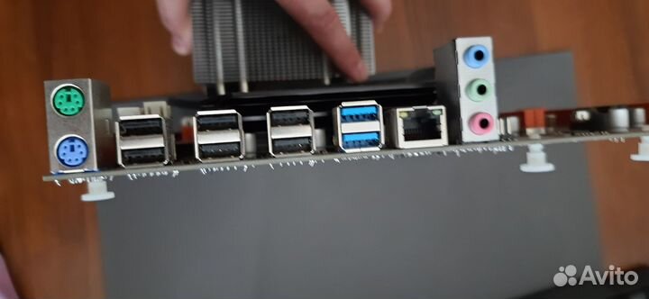 Двухсокетная материнская плата LGA2011