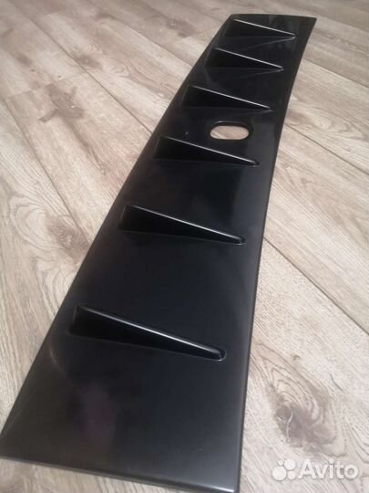 Накладка на крышу авто 107х22