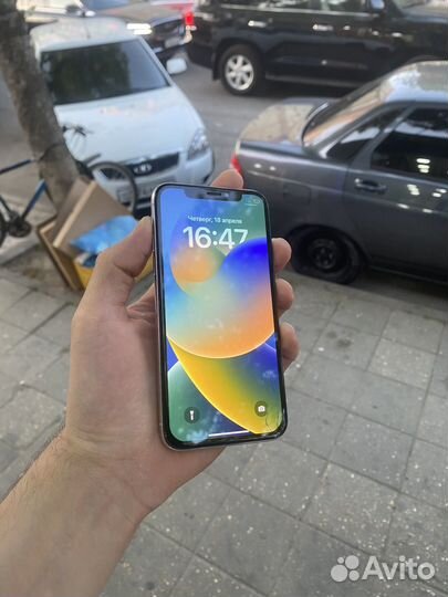 iPhone X, 256 ГБ