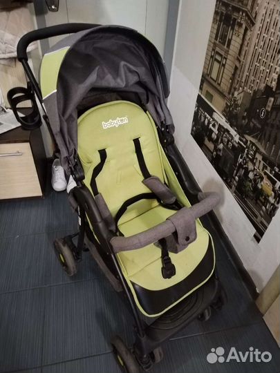 Прогулочная коляска