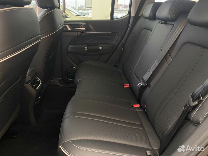 Tank 300 2.0 AT, 2024