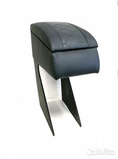 Подлокотник skoda octavia tour A4