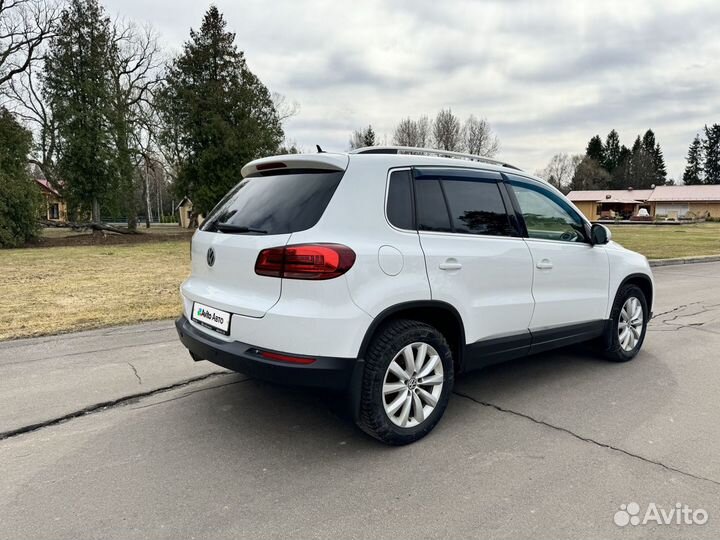 Volkswagen Tiguan 2.0 AT, 2015, 216 400 км