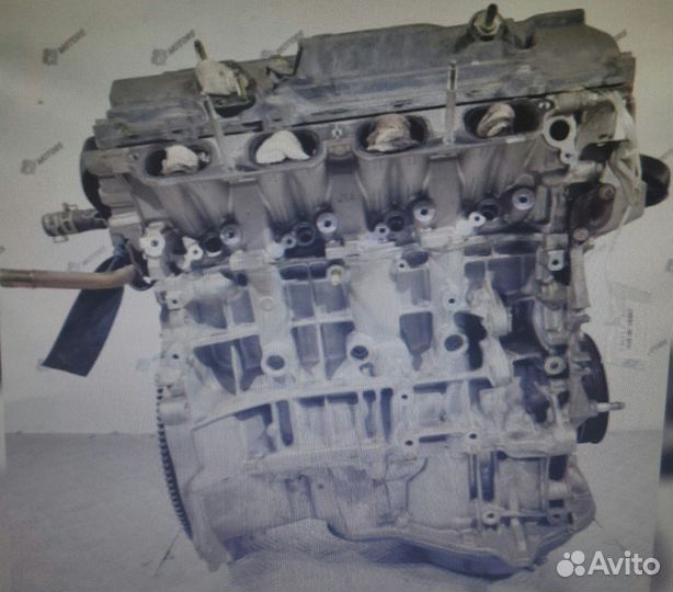 Двигатель на toyota voxy AZR60 1azfse