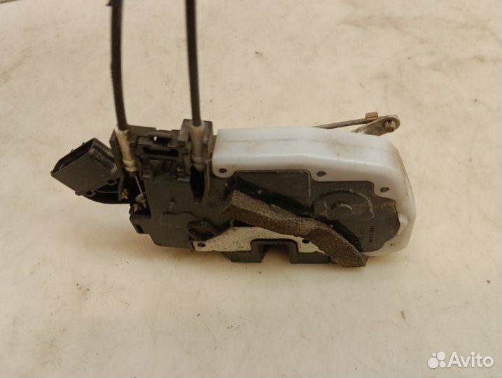 Замок двери передней правой Nissan Almera G15 1.6