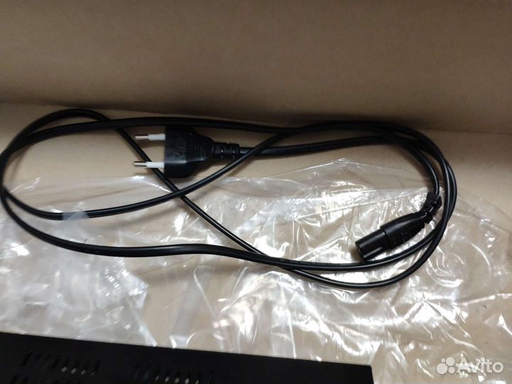 Спутниковый ресивер Sezam 5000 Hd