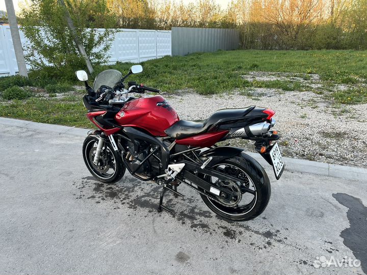 Мотоцикл yamaha