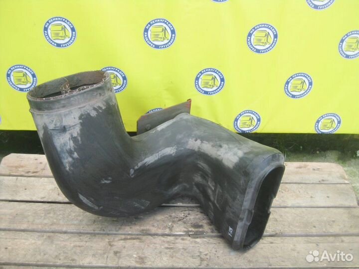 Патрубок воздушного фильтра 8149053 volvo, FH 12