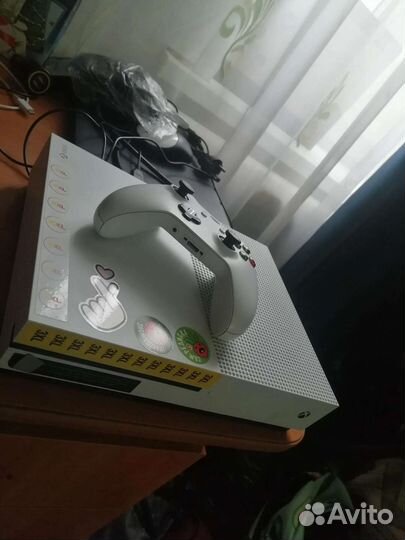 Xbox One S