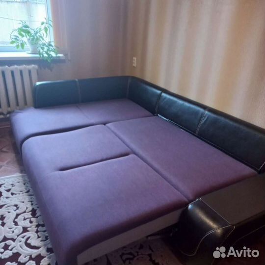 Диван угловой