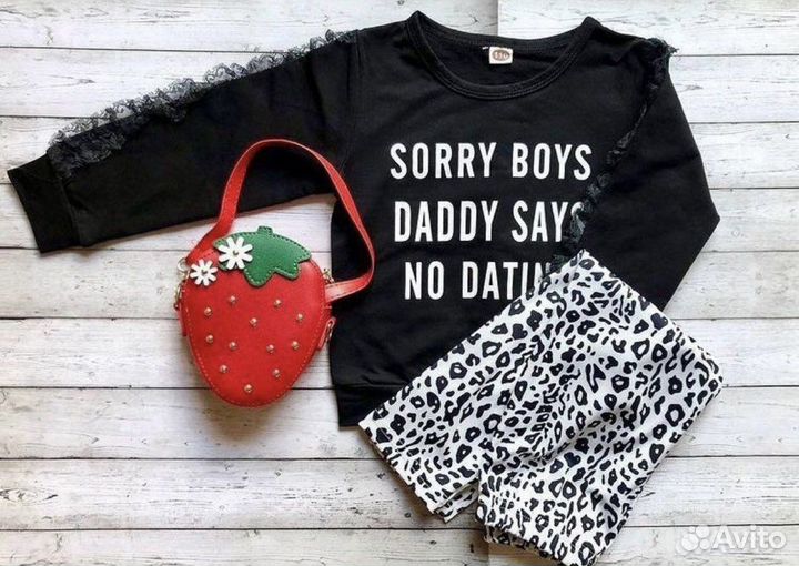 Комтюмы для девочек новые