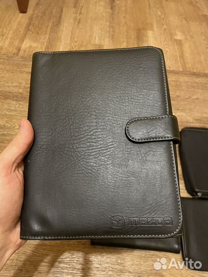 Сервисные папки разных марок, папки для документов