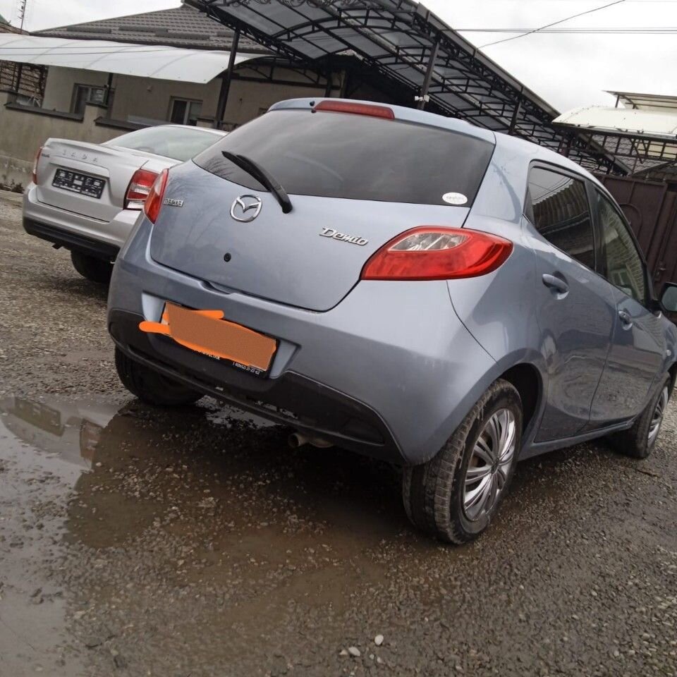 Mazda Demio: фото владельца
