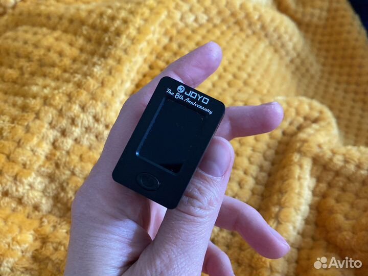 Тюнер хроматический для настройки гитары и скрипки