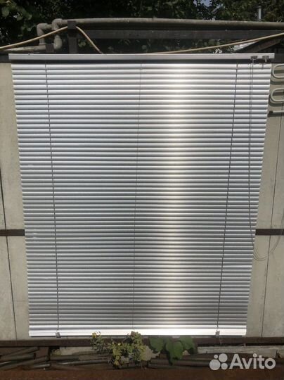 Жалюзи горизонтальные алюминиевые