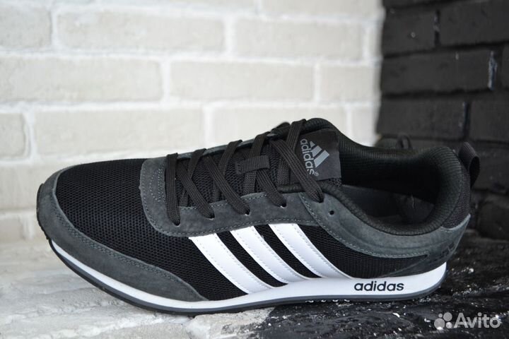 Кроссовки adidas